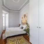 Apartmán Elegant & Charming 2br Near Lxfactory *