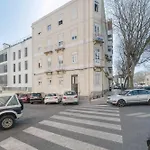 Elegant & Charming 2br Near Lxfactory Apartment *