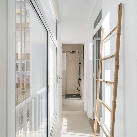 Elegant & Charming 2br Near Lxfactory * Lisbon