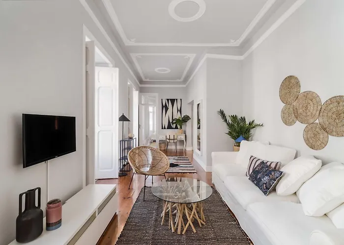 Elegant & Charming 2br Near Lxfactory Apartament *