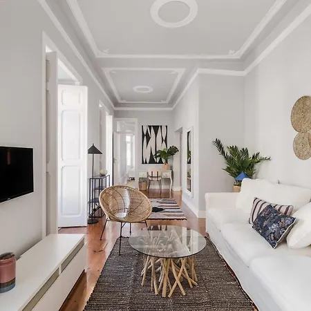 Elegant & Charming 2br Near Lxfactory Apartmán *