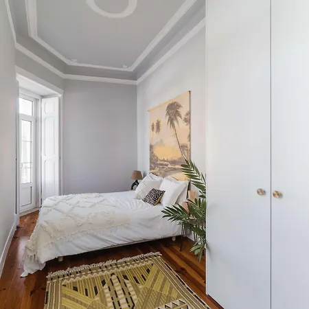 Apartmán Elegant & Charming 2br Near Lxfactory *
