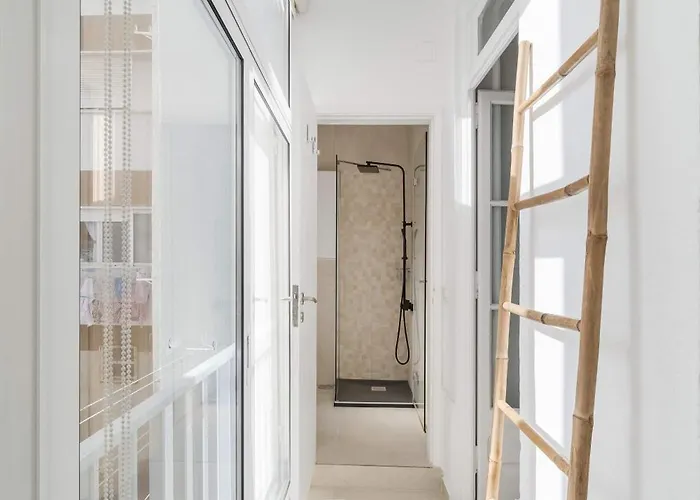 Elegant & Charming 2br Near Lxfactory * Lissabon